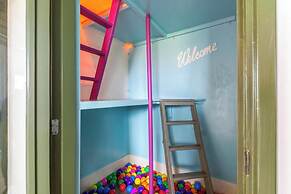 Spacious Home With Garden