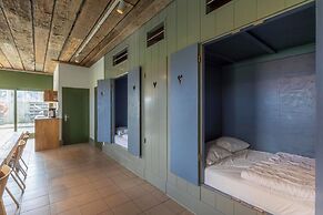 Spacious Home With Garden