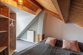 Spacious Home With Garden