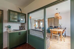 Spacious Home With Garden