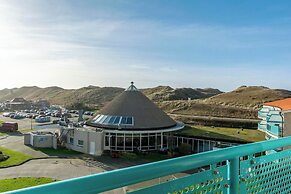 Bright Coastal Hideaway