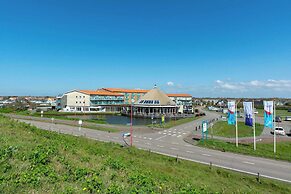 Bright Coastal Hideaway