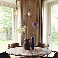 Beautiful Apartment With Garden