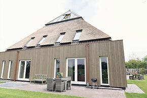 Apartment Near Het Zwanenwater and Beach