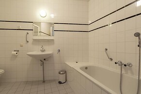 Modern Home Near the Beach