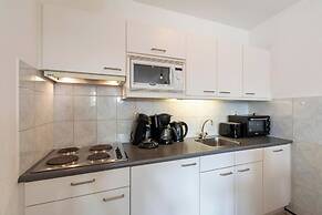 Apartment by Dutch Beach Pet-friendly