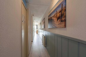Apartment by Dutch Beach Pet-friendly