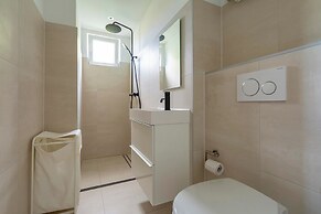 Modern Home With Garden