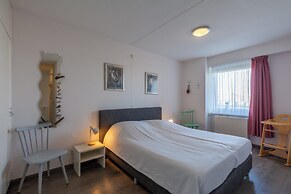 Apartment by Dunes With Balcony Views