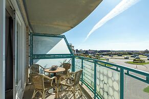 Apartment by Dunes With Balcony Views