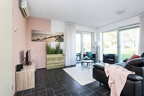 Seaside Elegant Apartment With Terrace