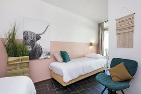 Seaside Elegant Apartment With Terrace