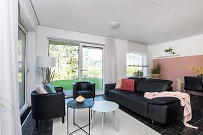 Seaside Elegant Apartment With Terrace