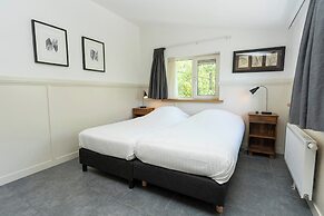 Pretty Holiday Home With Garden