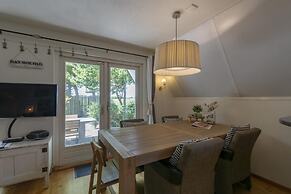 Elegant Holiday Home With Terrace