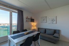 Cozy Beach Side Apartment