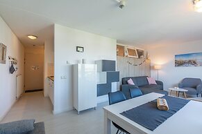 Cozy Beach Side Apartment