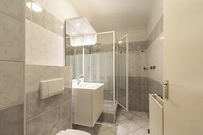 Cozy Beach Side Apartment