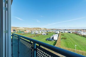 Cozy Beach Side Apartment