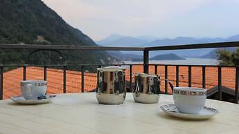 Casa Vista Lago Argegno