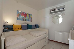 Lovely Apartment Beachside With Balcony