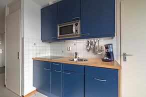 Lovely Apartment Beachside With Balcony