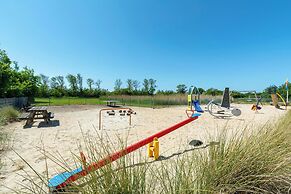 Luxury Holiday Home by Seaside and Dunes