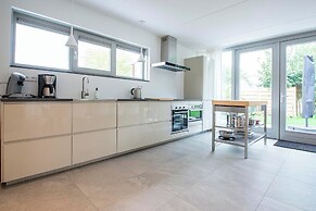 Luxury Holiday Home by Seaside and Dunes