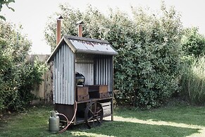 Comfortable Lodge With Patio