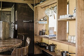 Scenic Lodge With Kitchen