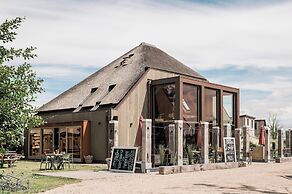 Woodlodge in Duynpark With Scenic Views