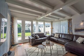 Modern Home Near Beach