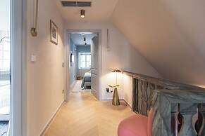 Spindler Luxury rooms by DuHomes