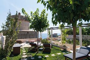 Spindler Luxury rooms by DuHomes