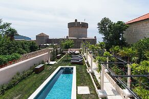 Spindler Luxury rooms by DuHomes