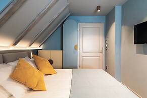 Spindler Luxury rooms by DuHomes