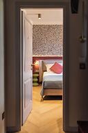 Spindler Luxury rooms by DuHomes