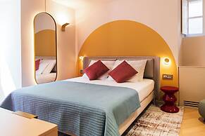 Spindler Luxury rooms by DuHomes