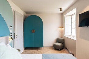 Spindler Luxury rooms by DuHomes