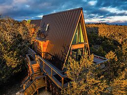 CETO Treehouse Fredericksburg