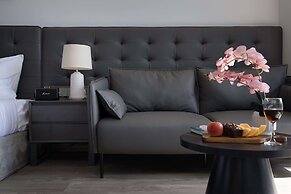 JBAY Beachfront Boutique Hotel