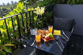 JBAY Beachfront Boutique Hotel