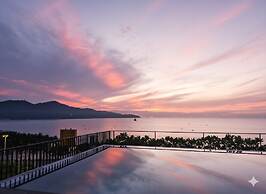 JBAY Beachfront Boutique Hotel