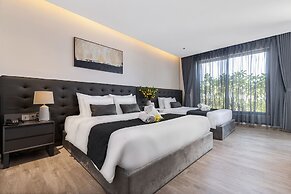 JBAY Beachfront Boutique Hotel