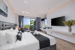 JBAY Beachfront Boutique Hotel