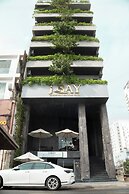 JBAY Beachfront Boutique Hotel