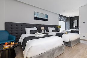 JBAY Beachfront Boutique Hotel