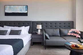 JBAY Beachfront Boutique Hotel