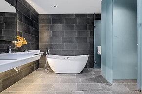 JBAY Beachfront Boutique Hotel