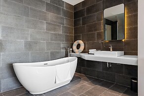 JBAY Beachfront Boutique Hotel